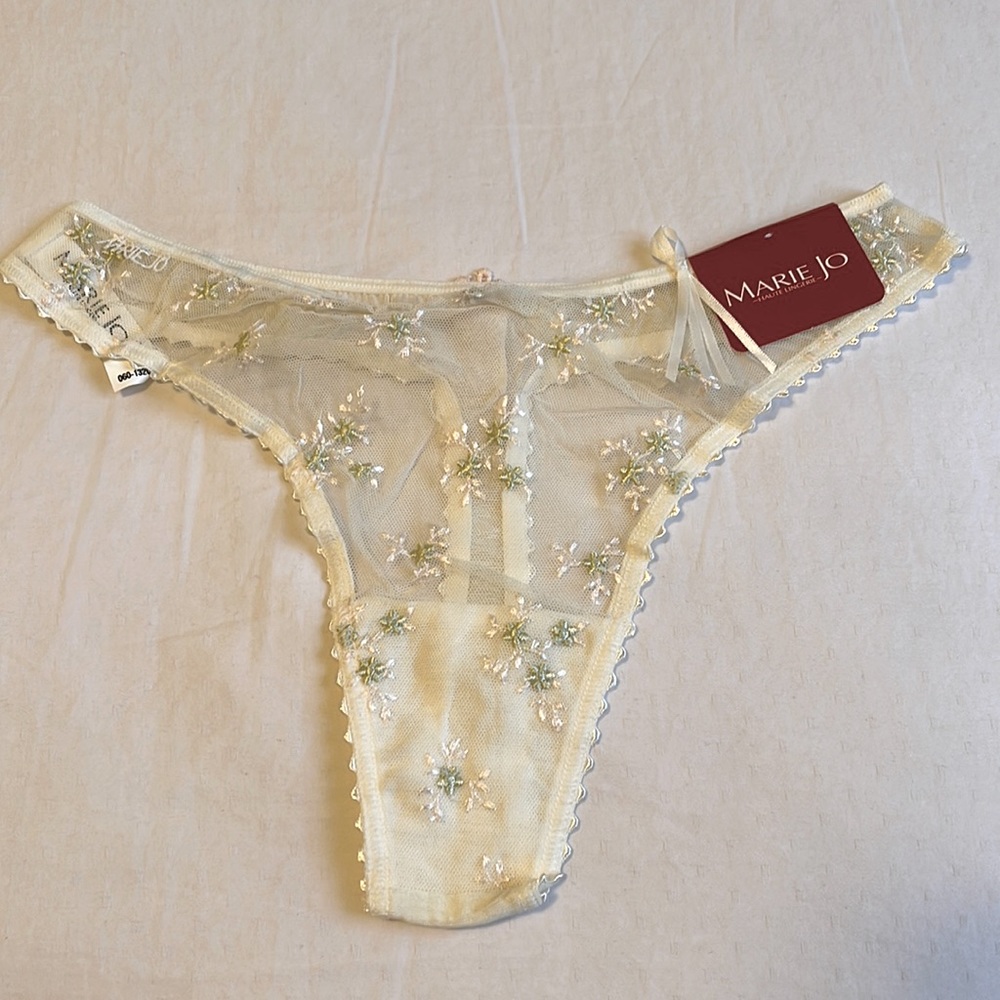 Marie Jo Lingerie - summer garden embroidered thong